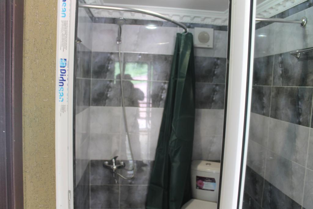 Iason Guest House In Mazeri Mestia Dış mekan fotoğraf